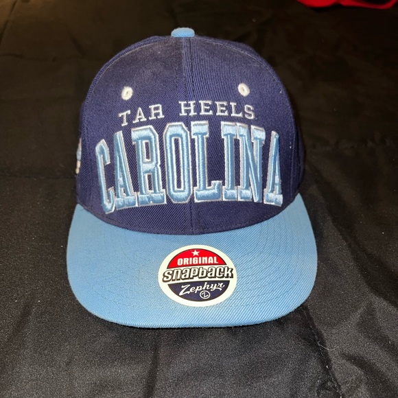 Carolina Tar heels SnapBack - Picture 1 of 3